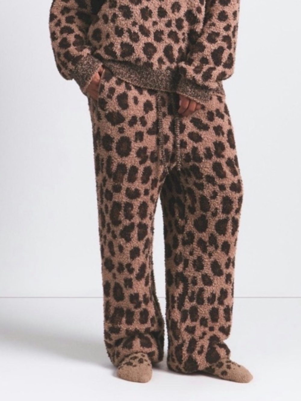HTF SKIMS COZY OVERSIZED JOGGERS IN SIENNA LEOPARD PRINT S/M - Picture 2 of 7